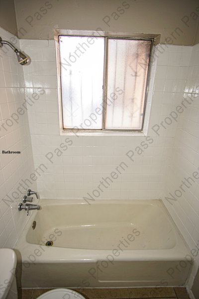 Charming 2-Bedroom, 1-Bathroom Apt! Water Included in REmilitary