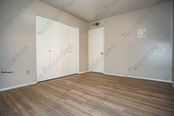 Charming 2-Bedroom, 1-Bathroom Apt! Water Included in REmilitary