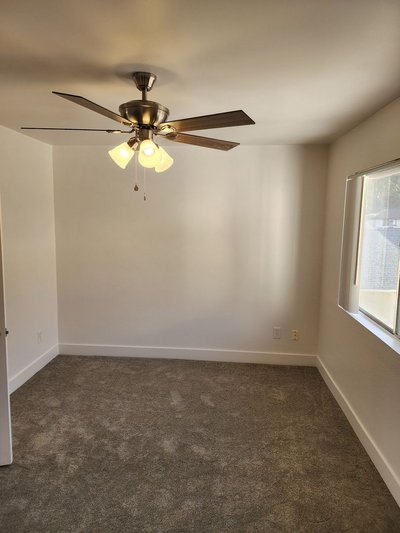 Roomy Townhome with garage+carport in REmilitary